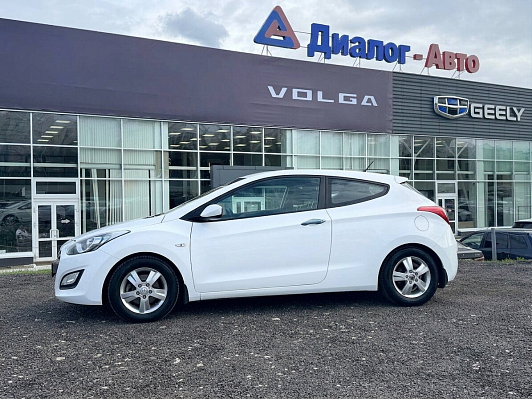 Hyundai i30, 2013 года, пробег 216013 км