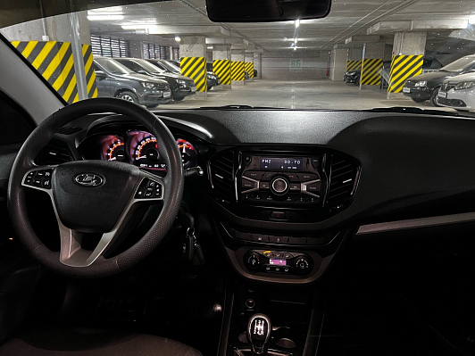 Lada (ВАЗ) Vesta Comfort Optima, 2019 года, пробег 106000 км