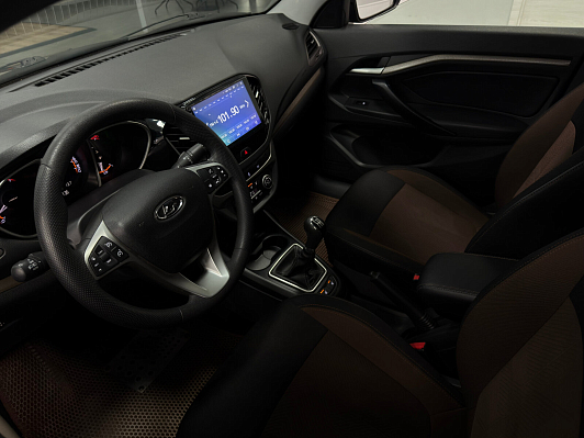 Lada (ВАЗ) Vesta Luxe, 2019 года, пробег 92500 км