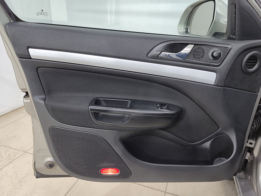 Skoda Octavia Ambition, 2010 года, пробег 291734 км