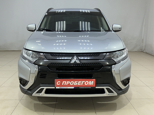 Mitsubishi Outlander Instyle (2018-2021), 2021 года, пробег 75192 км