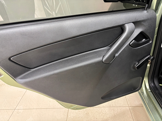 Lada (ВАЗ) Granta, 2013 года, пробег 208652 км