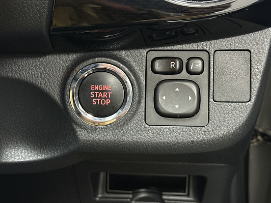 Toyota Vitz, 2019 года, пробег 40127 км