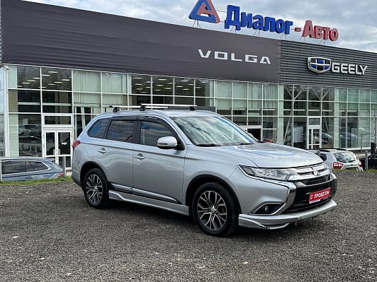 Mitsubishi Outlander Instyle, 2016 года, пробег 111826 км