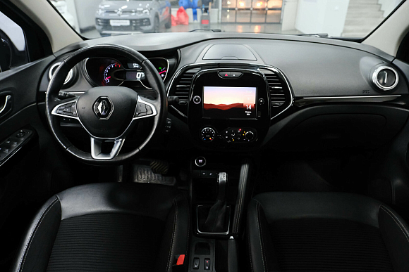 Renault Kaptur Style, 2020 года, пробег 97000 км