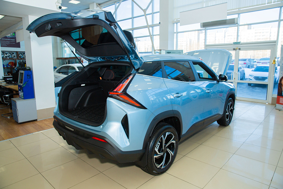 Geely Cityray Флагман, голубой