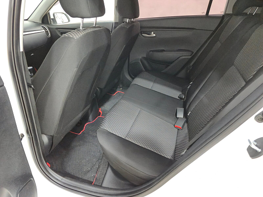 Kia Rio Luxe, 2018 года, пробег 102100 км