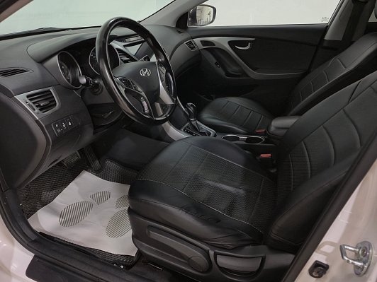 Hyundai Elantra Base, 2015 года, пробег 142320 км