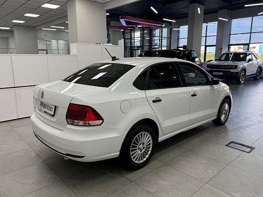 Volkswagen Polo Comfortline, 2017 года, пробег 140982 км