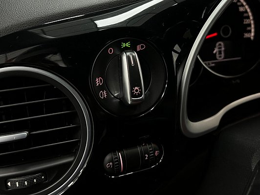 Volkswagen Beetle Design, 2013 года, пробег 123807 км