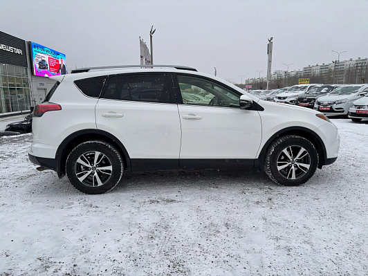 Toyota RAV4, 2018 года, пробег 82632 км