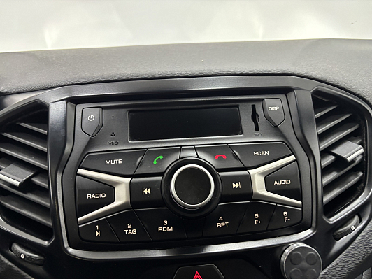 Lada (ВАЗ) Vesta Comfort, 2021 года, пробег 63000 км