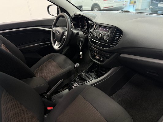 Lada (ВАЗ) Vesta Comfort, 2018 года, пробег 74571 км