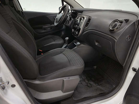 Renault Kaptur Drive, 2017 года, пробег 119280 км