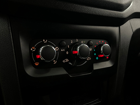 Lada (ВАЗ) XRAY Luxe, 2017 года, пробег 96000 км
