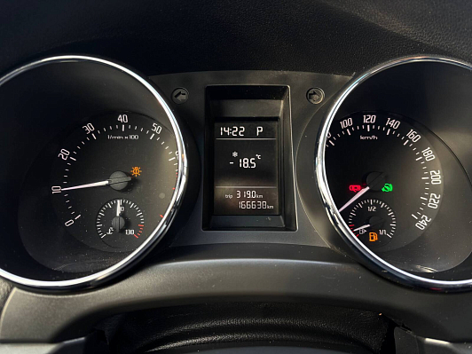 Skoda Yeti Active, 2013 года, пробег 166625 км