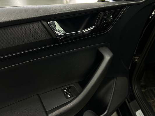 Skoda Rapid Hockey Edition Active, 2018 года, пробег 242290 км