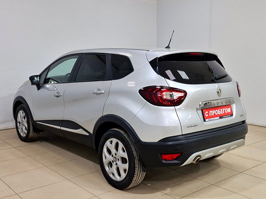 Renault Kaptur Drive, 2017 года, пробег 57616 км