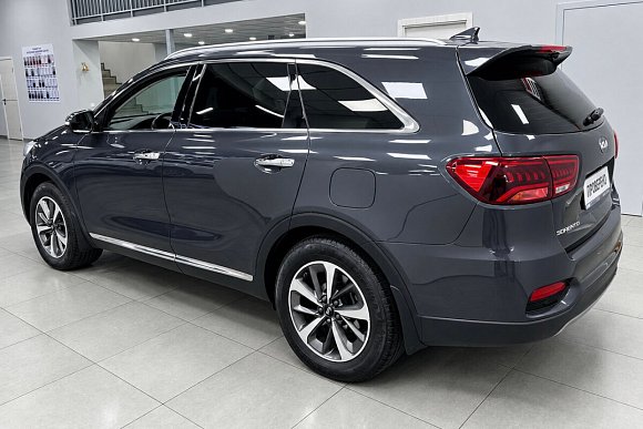 Kia Sorento, 2018 года, пробег 208357 км
