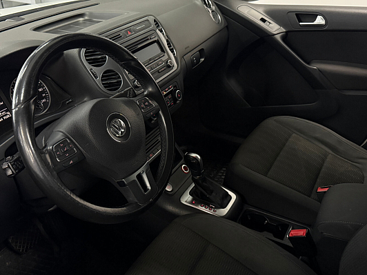 Volkswagen Tiguan Avenue, 2013 года, пробег 185462 км