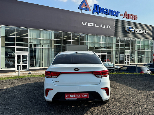 Kia Rio Luxe, 2017 года, пробег 103900 км