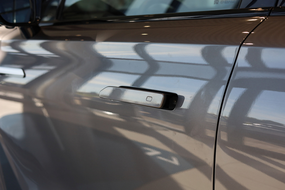 Jaecoo J8 Active двухцветный, серый