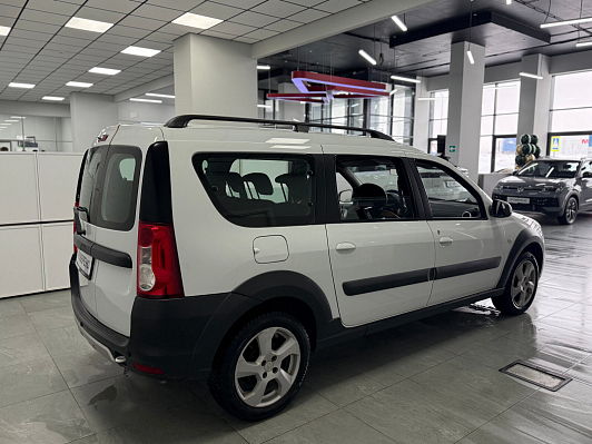 Lada (ВАЗ) Largus Luxe Glonass (7 мест) (2018-2019), 2018 года, пробег 211000 км