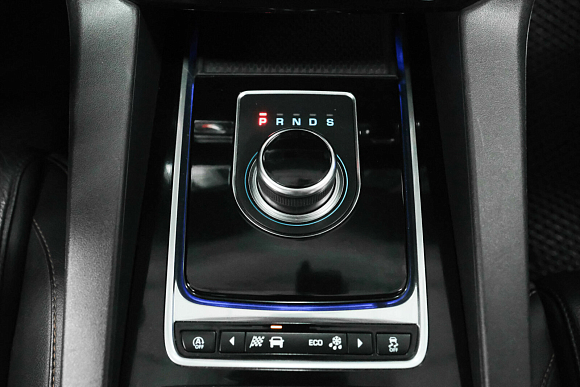 Jaguar F-Pace Pure, 2018 года, пробег 137210 км