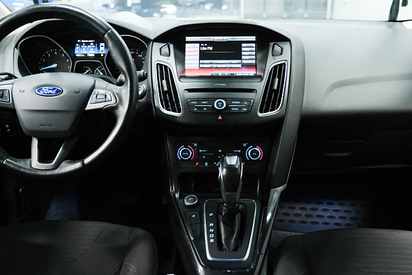Ford Focus Titanium, 2016 года, пробег 95000 км