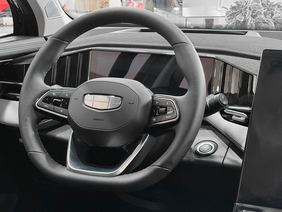 Geely Atlas Flagship, черный