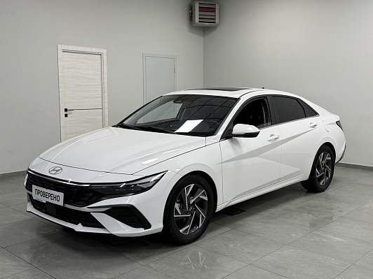 Hyundai Elantra LUX, 2024 года, пробег 36700 км