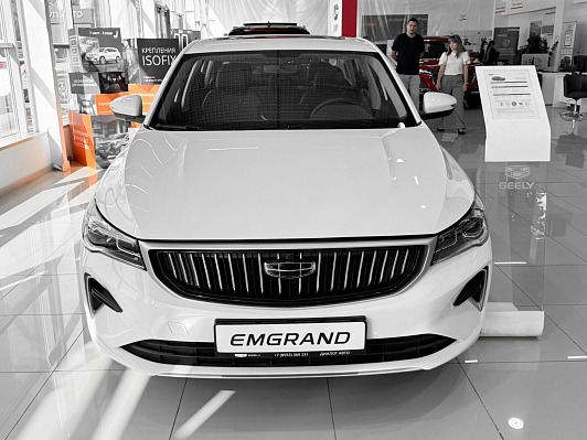 Geely Emgrand Flagship, белый