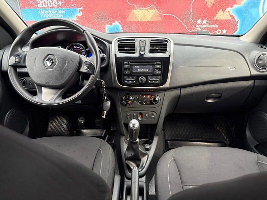 Renault Sandero Privilege, 2015 года, пробег 74000 км