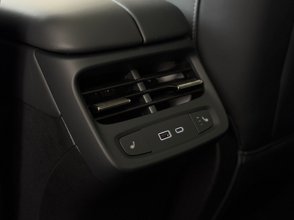 Omoda C7 , зеленый