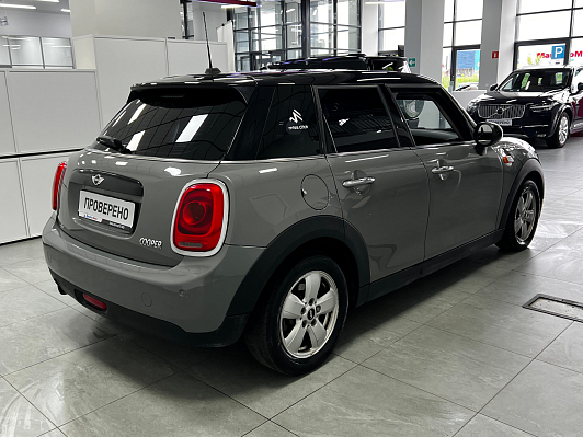 Mini Hatch Cooper, 2018 года, пробег 176000 км