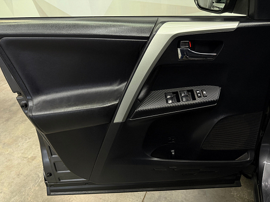 Toyota RAV4, 2013 года, пробег 168591 км