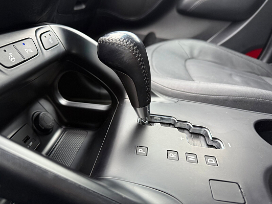 Hyundai ix35 Prestige, 2012 года, пробег 184002 км