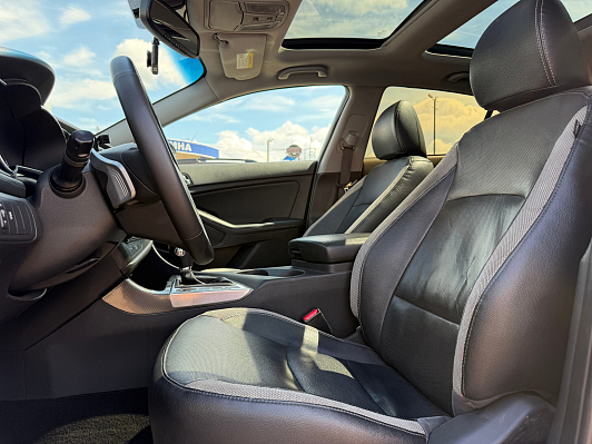 Kia Optima, 2011 года, пробег 189600 км