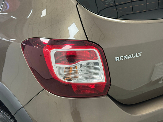 Renault Sandero Stepway Drive, 2019 года, пробег 102000 км