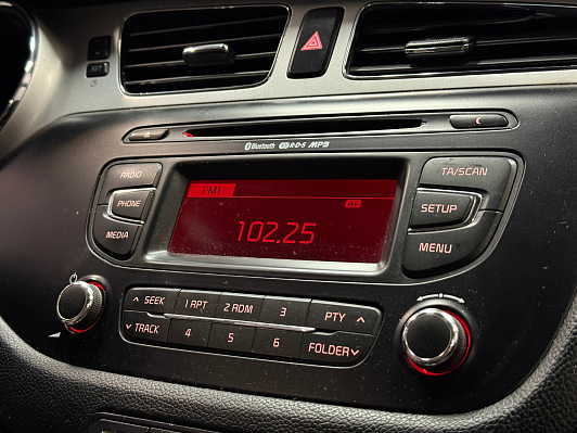 Kia Ceed Comfort, 2013 года, пробег 248000 км