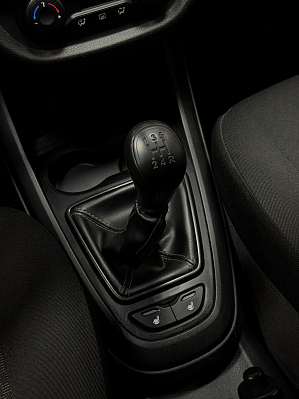 Lada (ВАЗ) Vesta 50 Anniversary, 2018 года, пробег 126864 км