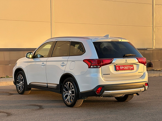 Mitsubishi Outlander, 2018 года, пробег 59873 км