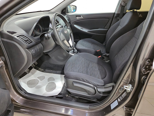 Hyundai Solaris Active, 2016 года, пробег 168079 км