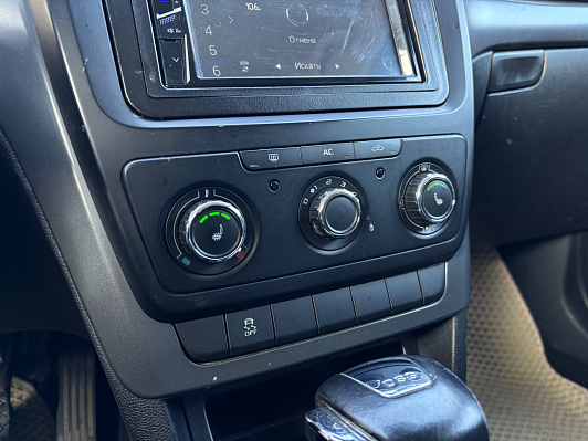 Skoda Yeti Active, 2011 года, пробег 160000 км