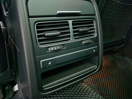 Volkswagen Touareg Wolfsburg Edition, 2017 года, пробег 229911 км