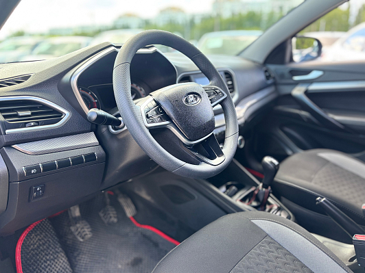 Lada (ВАЗ) Vesta, 2025 года, пробег 27050 км