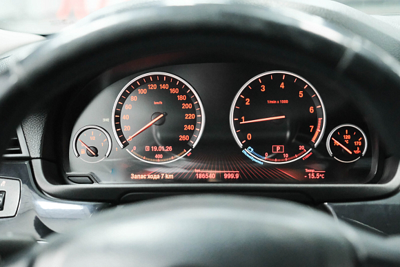 BMW 5 серии, 2014 года, пробег 186538 км