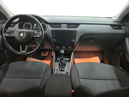 Skoda Octavia, 2017 года, пробег 265876 км