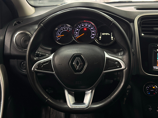 Renault Sandero Stepway Drive, 2019 года, пробег 102000 км
