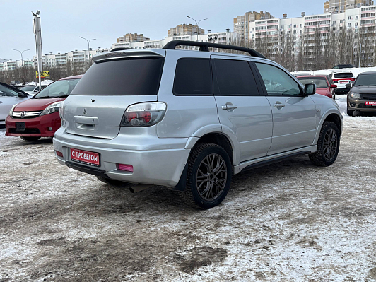 Mitsubishi Outlander, 2004 года, пробег 229370 км